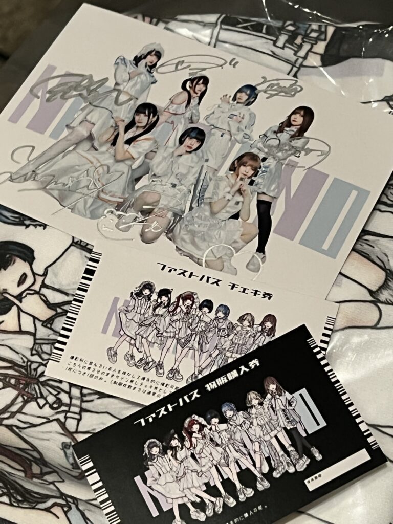 チェキ帳【NANIMONO】2022/6/14デビューライブ@渋谷WWW │ けんヲタの。